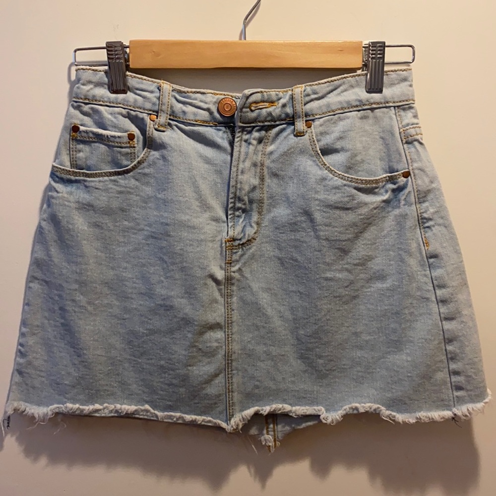 Forever 21 Light-washed Denim Mini Skirt